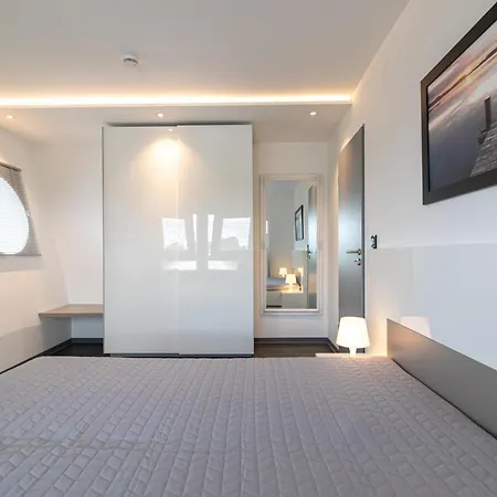 Residenz Kleine Bergstrasse 6 Apartament