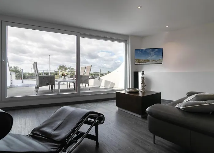 Residenz Kleine Bergstrasse 6 *